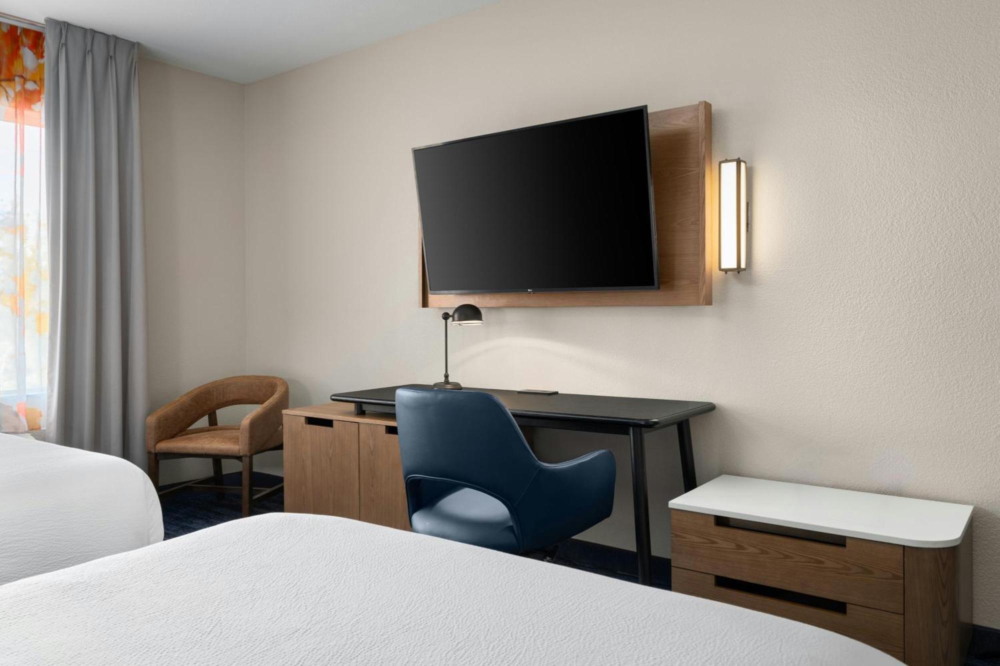 Fairfield Inn And Suites Sacramento Airport Natomas Exterior photo