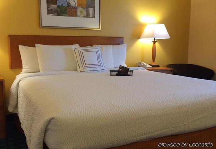 Fairfield Inn And Suites Sacramento Airport Natomas Exterior photo